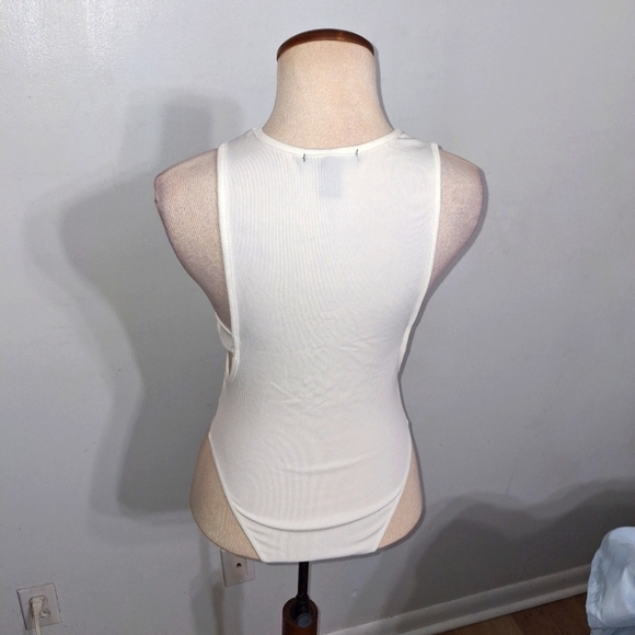 Soft White/ Sexy Sides/Bodysuit- W Sz Small - Picture 3 of 5
